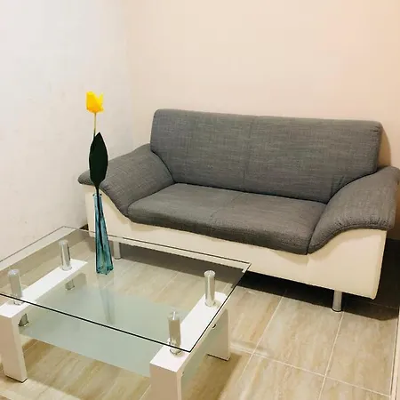 Carla Maria S Hause בית הארחה Gammertingen