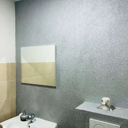 Carla Maria S Hause בית הארחה