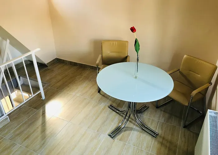 Carla Maria S Hause 감메르팅엔